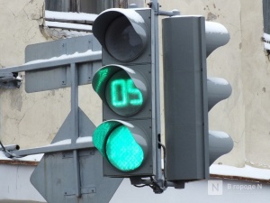 Режим работы светофора изменился на Нижне-Волжской набережной