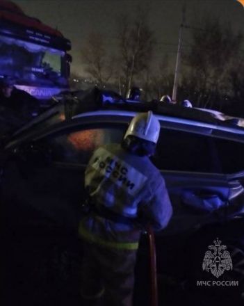Трое человек погибли в массовой аварии на Мызинском мосту в Нижнем Новгороде - фото 3
