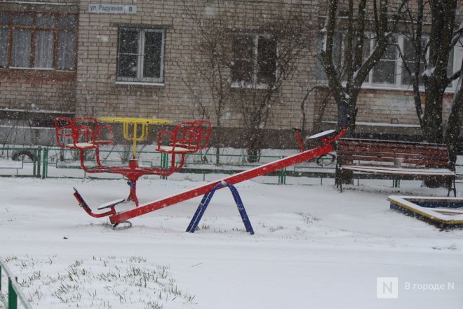 Апрельский апокалипсис в Нижнем Новгороде: фоторепортаж с улиц, заваленных снегом - фото 14