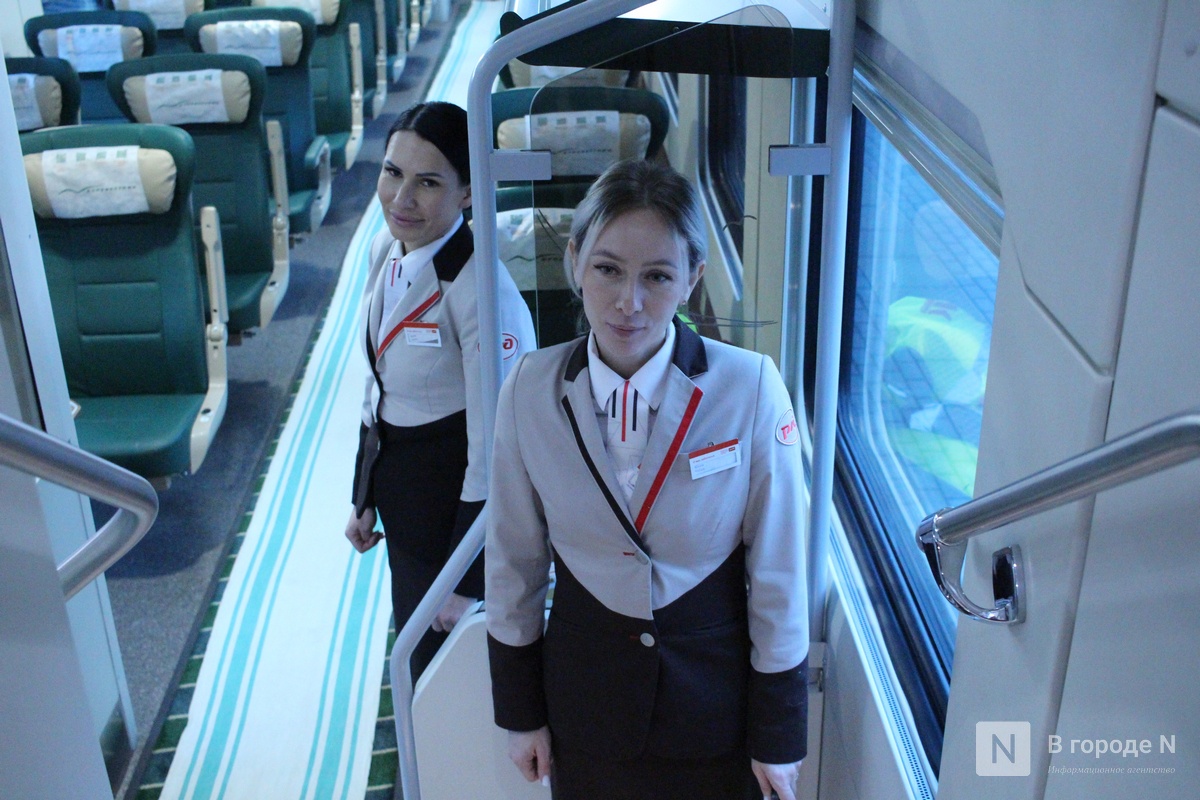 Двухэтажный, стильный, современный: как выглядит новый поезд &laquo;Буревестник&raquo; &mdash; фоторепортаж &laquo;В городе N&raquo; - фото 30