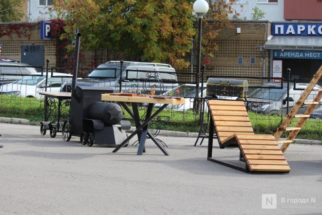 Танк-мангал и деревянные иконы: фоторепортаж с новой выставки от заключенных в Нижнем Новгороде - фото 129