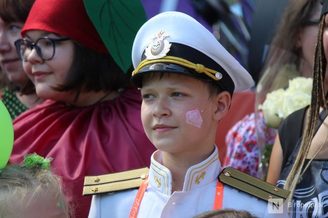 Попкорн и шаурма вышли на костюмированный парад фестиваля Ивлева в Нижнем Новгороде - фото 40