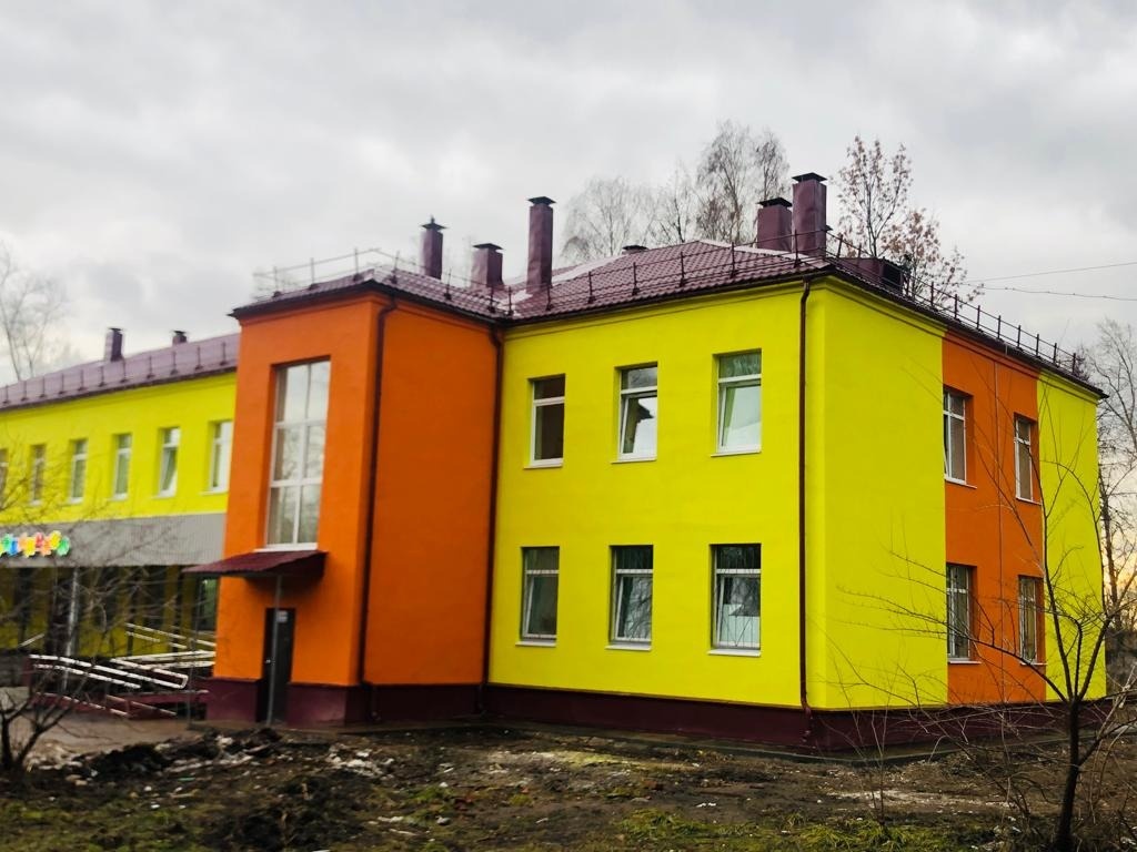 Завершился ремонт кровли и фасада детской поликлиники при нижегородской больнице № 39 - фото 1