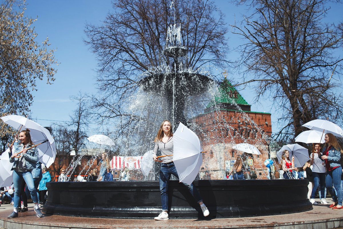 С песнями и танцами запустят в Нижнем Новгороде главный городской фонтан - фото 1