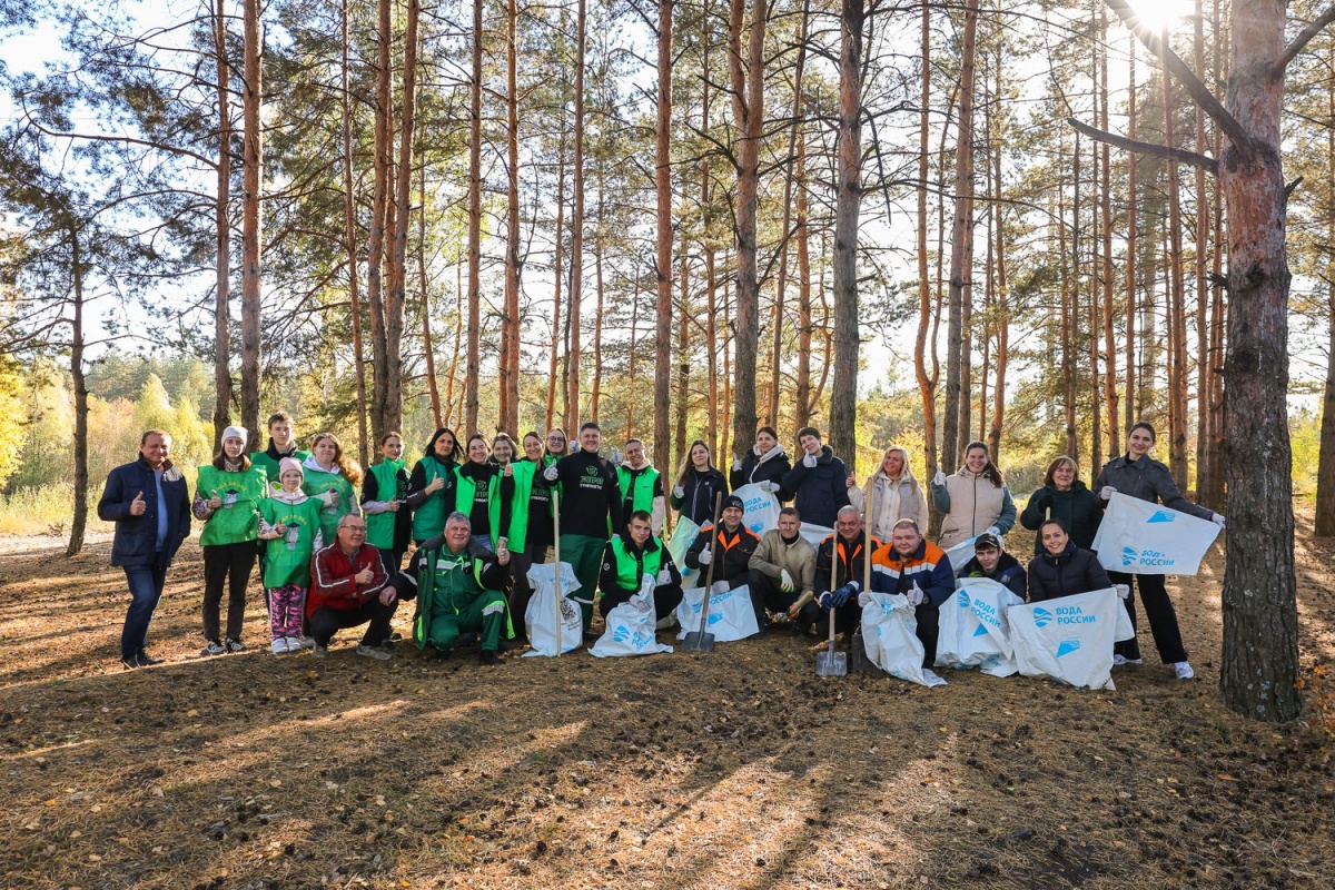 Жители Дзержинска приняли участие в экологической акции &laquo;Вода России&raquo; - фото 1