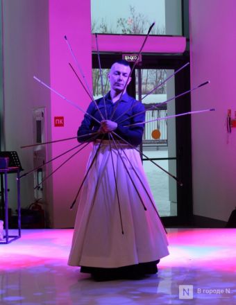 Фоторепортаж: выставка &laquo;АРТ МИР &mdash; 2026&raquo; открылась в Нижнем Новгороде - фото 45