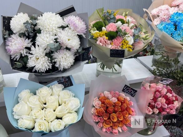 Мужчины, готовьтесь. Рассказываем, сколько стоят цветы к 8 марта в Нижнем Новгороде - фото 78