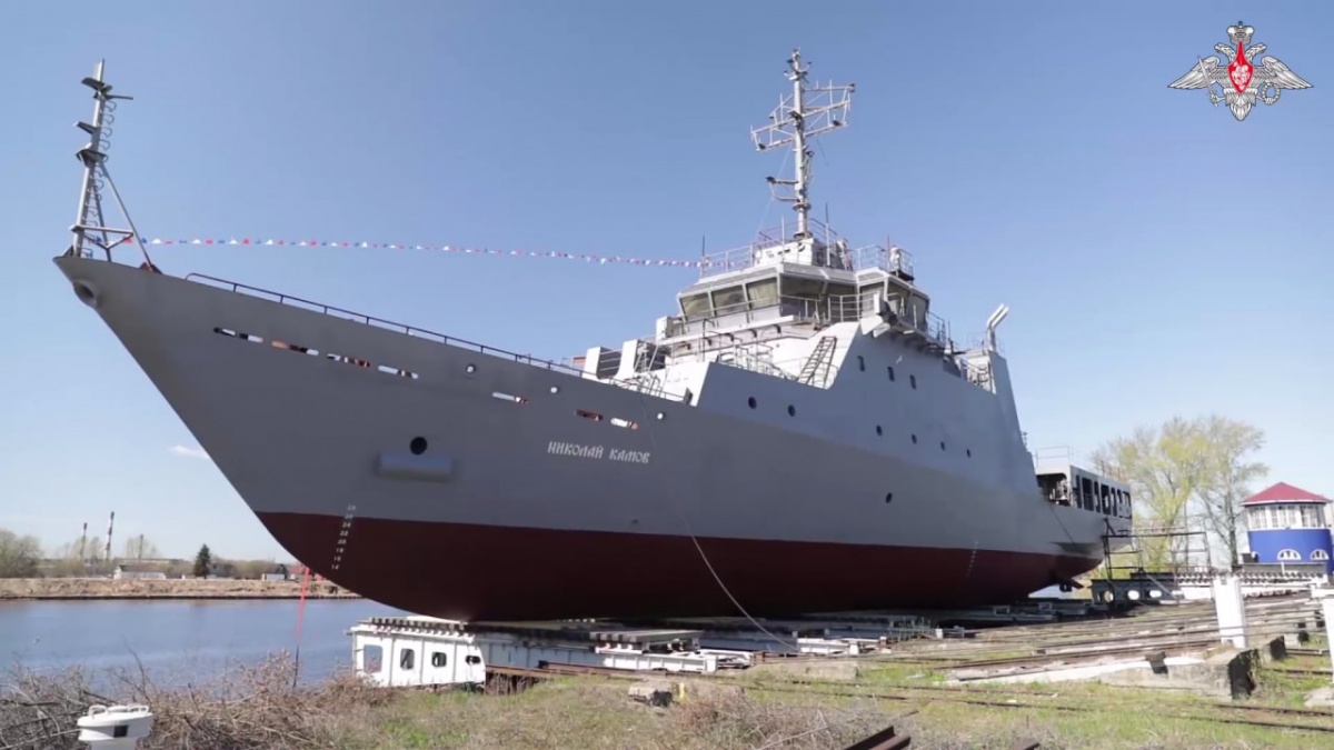 Уникальное судно для ВМФ РФ спустили на воду в Нижегородской области - фото 1