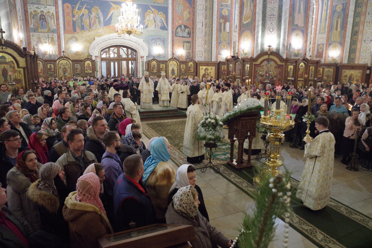 Православные нижегородцы встречают Рождество (ФОТО) - фото 2