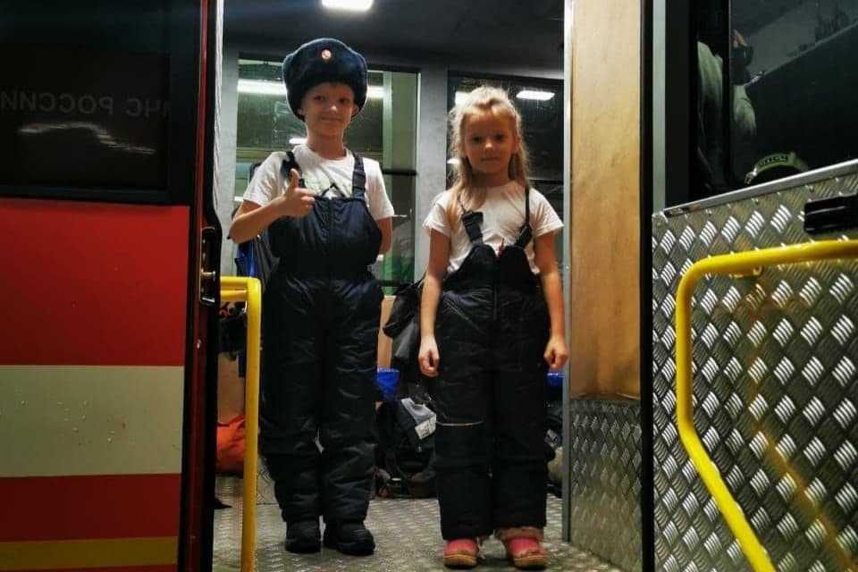 Юного нижегородца посвятили в пожарные в день рождения - фото 1