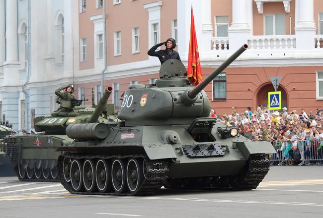 В Нижнем Новгороде состоялся парад в честь 74-й годовщины Победы - фото 17