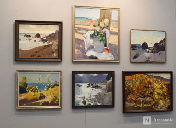 Фоторепортаж: выставка &laquo;АРТ МИР &mdash; 2026&raquo; открылась в Нижнем Новгороде - фото 52