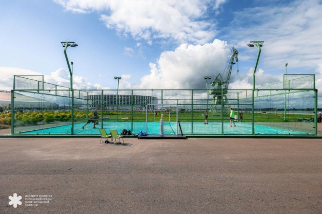 Скейт-парк и падел-корт установили на Стрелке в Нижнем Новгороде - фото 3