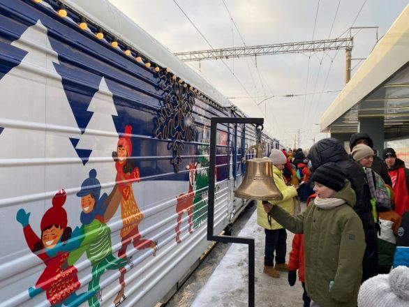 Сказочный поезд Деда Мороза прибыл в Нижний Новгород: публикуем фото - фото 3