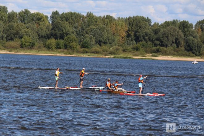 75 яхт и более 500 сапов вышли на Волгу в Нижнем Новгороде в День города - фото 88