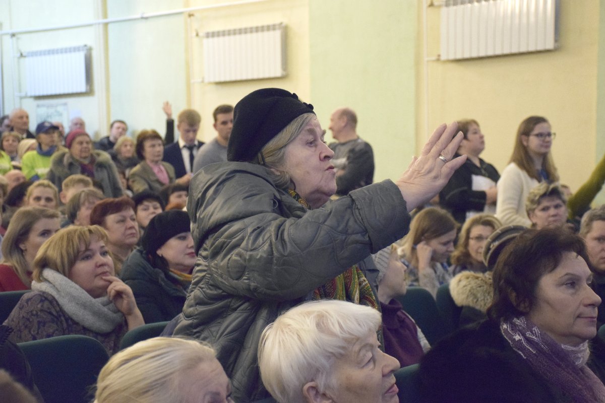 Прежние адреса, прежние проблемы: Владимир Панов снова встретился с жителями Приокского района - фото 4