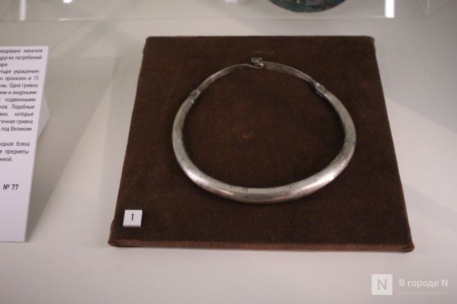 Монеты, украшения и боевые топоры: фоторепортаж с выставки археологических находок в Нижнем Новгороде - фото 57