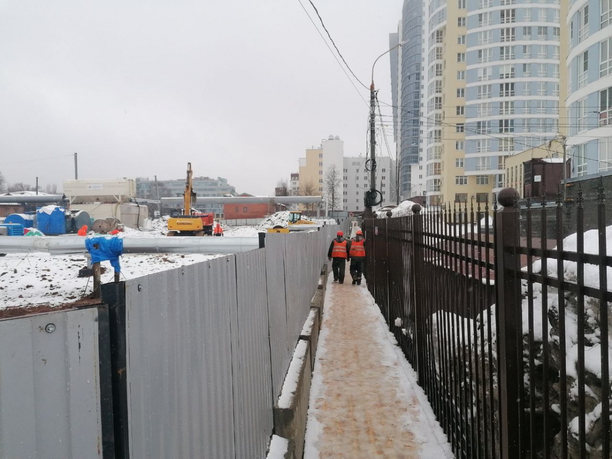 Движение пешеходов закрыли на улице Сеченова в Нижнем Новгороде - фото 1