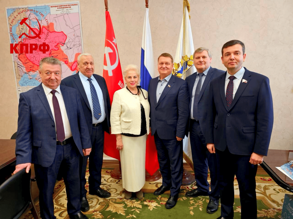 Коммунисты выступили против запрета налички в нижегородских автобусах - фото 1