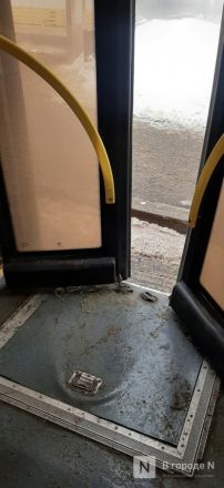 В грязи и давке: тестируем самые популярные автобусы в Нижнем Новгороде - фото 32