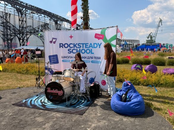 Первый, мощный, грандиозный: как прошел VK Fest в Нижнем Новгороде — репортаж - фото 82