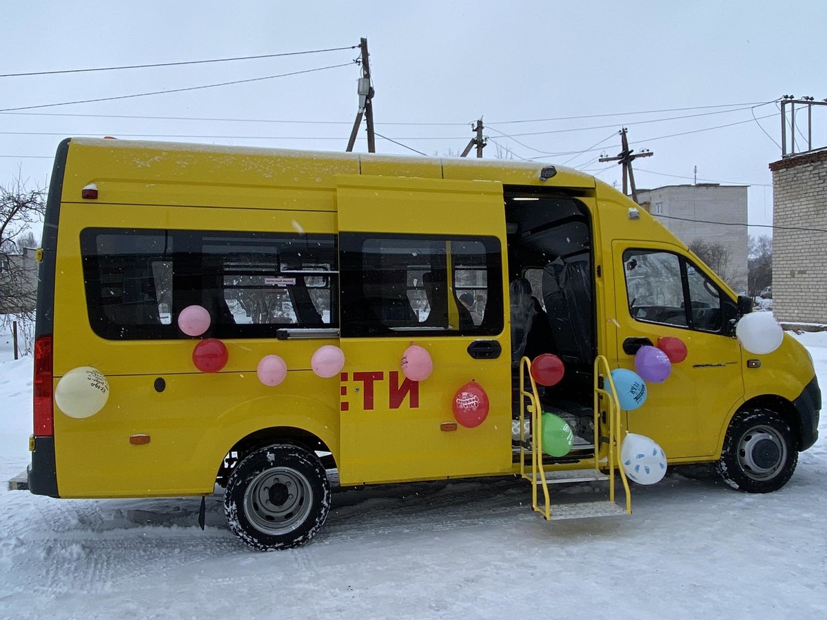 Новый микроавтобус получила сельская школа в Кстовском районе 