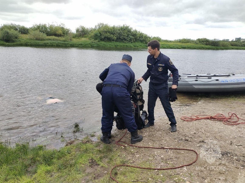 Тело мужчины обнаружили в Сеймовском затоне Оки в Володарском округе - фото 1