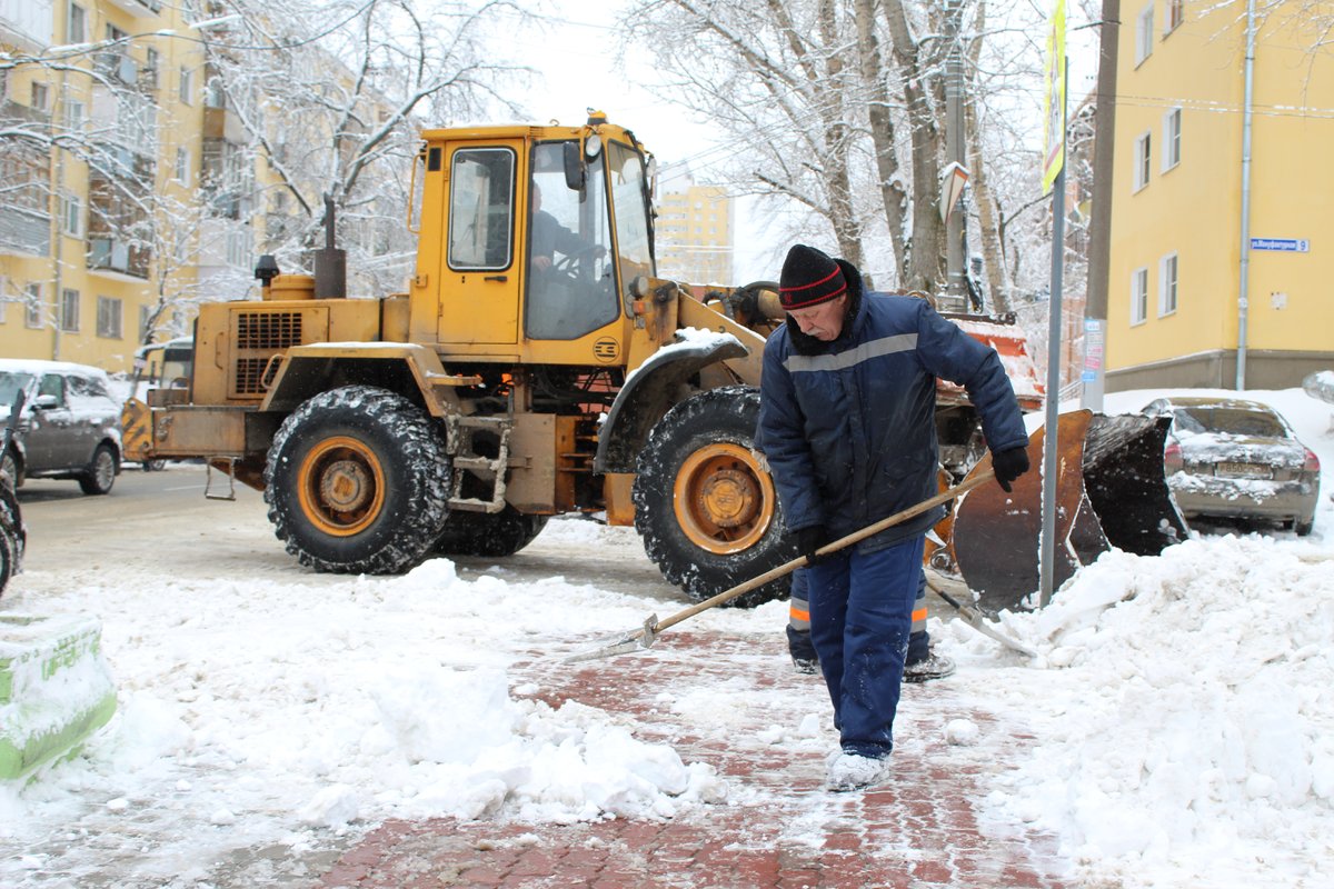Владимир Панов остался недоволен уборкой снега в Канавинском районе - фото 3