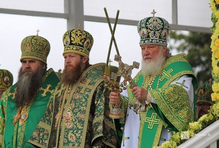 Патриарх Кирилл возглавил божественную литургию в Дивееве 