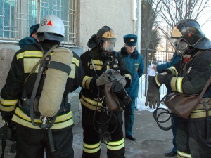 19 пожарных тушили горящую пятиэтажку в Сормове