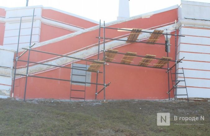 Чкаловская лестница в Нижнем Новгороде снова покрылась трещинами - фото 7
